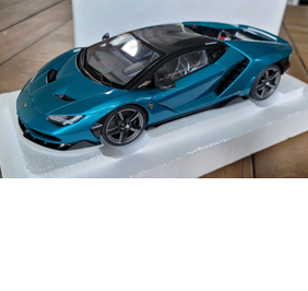 LAMBORGHINI CENTENARIO LP770-4 VERDE ARTEMIS METALLIC 2017 AUTOART 79202 1:18