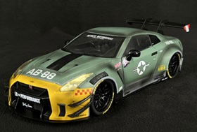 NISSAN GT-R R35 Mk II LB Works 2022 Army Fighter Kaqui verde S1805807 SOLIDO 1:18