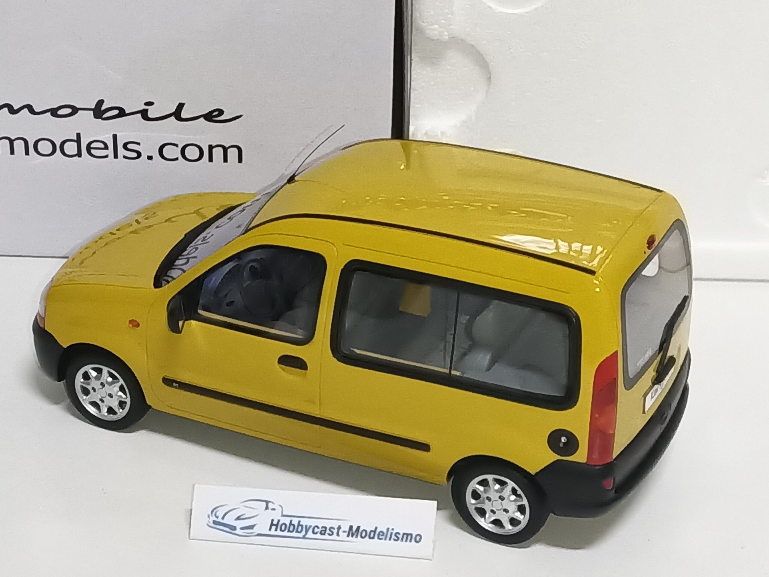 RENAULT KANGOO 1.4 RT 1998 Soleil Amarillo OT474 OTTO MOBILE 1:18 - Imagen 7