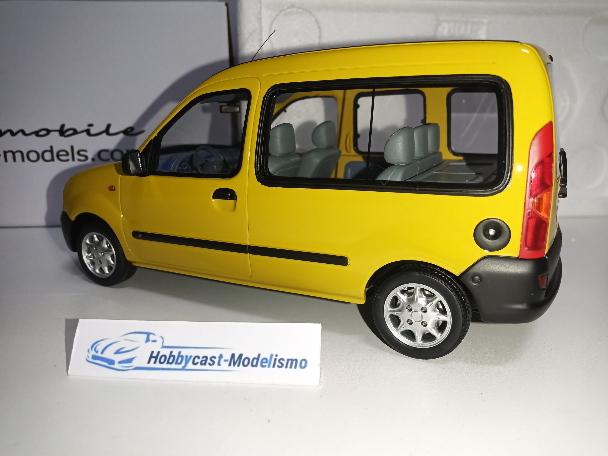RENAULT KANGOO 1.4 RT 1998 Soleil Amarillo OT474 OTTO MOBILE 1:18 - Imagen 22