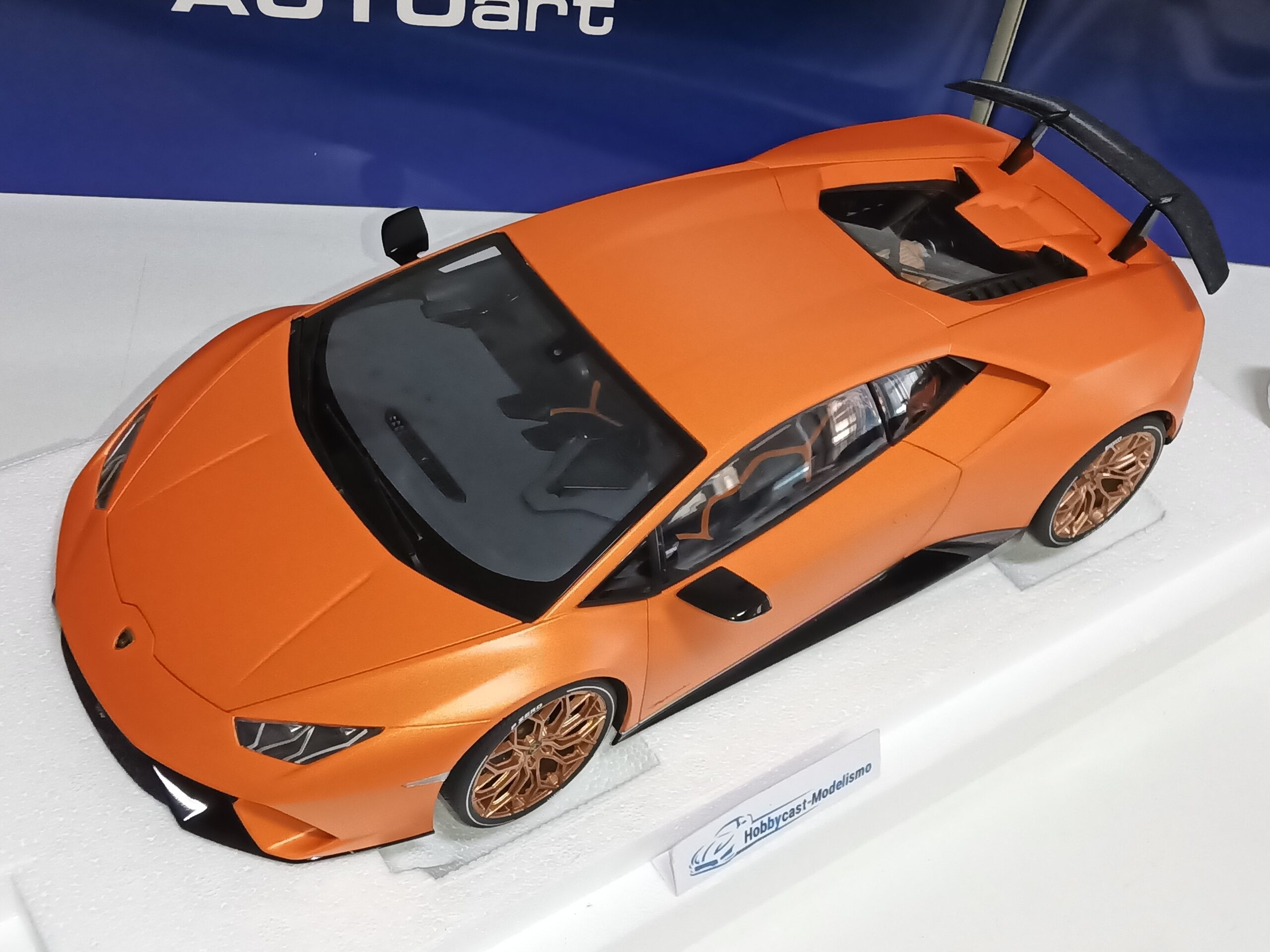 1/12 LAMBORGHINI HURACAN PERFORMANTE 2017 Arancio Anthaeus/Naranja Mate AUTOART 12076 1:12 - Imagen 10