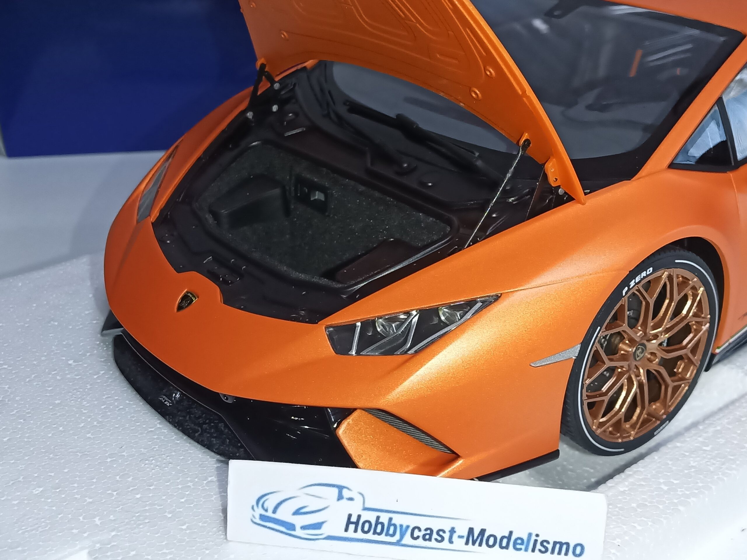 1/12 LAMBORGHINI HURACAN PERFORMANTE 2017 Arancio Anthaeus/Naranja Mate AUTOART 12076 1:12 - Imagen 20