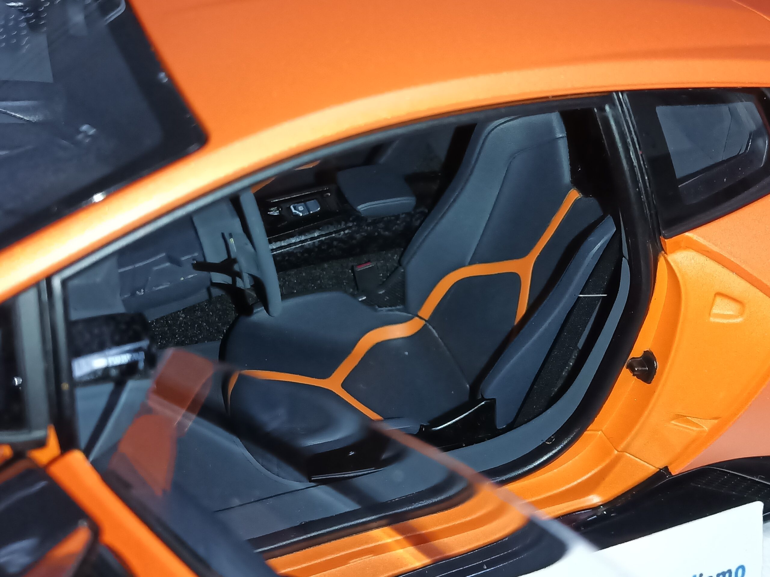 1/12 LAMBORGHINI HURACAN PERFORMANTE 2017 Arancio Anthaeus/Naranja Mate AUTOART 12076 1:12 - Imagen 23