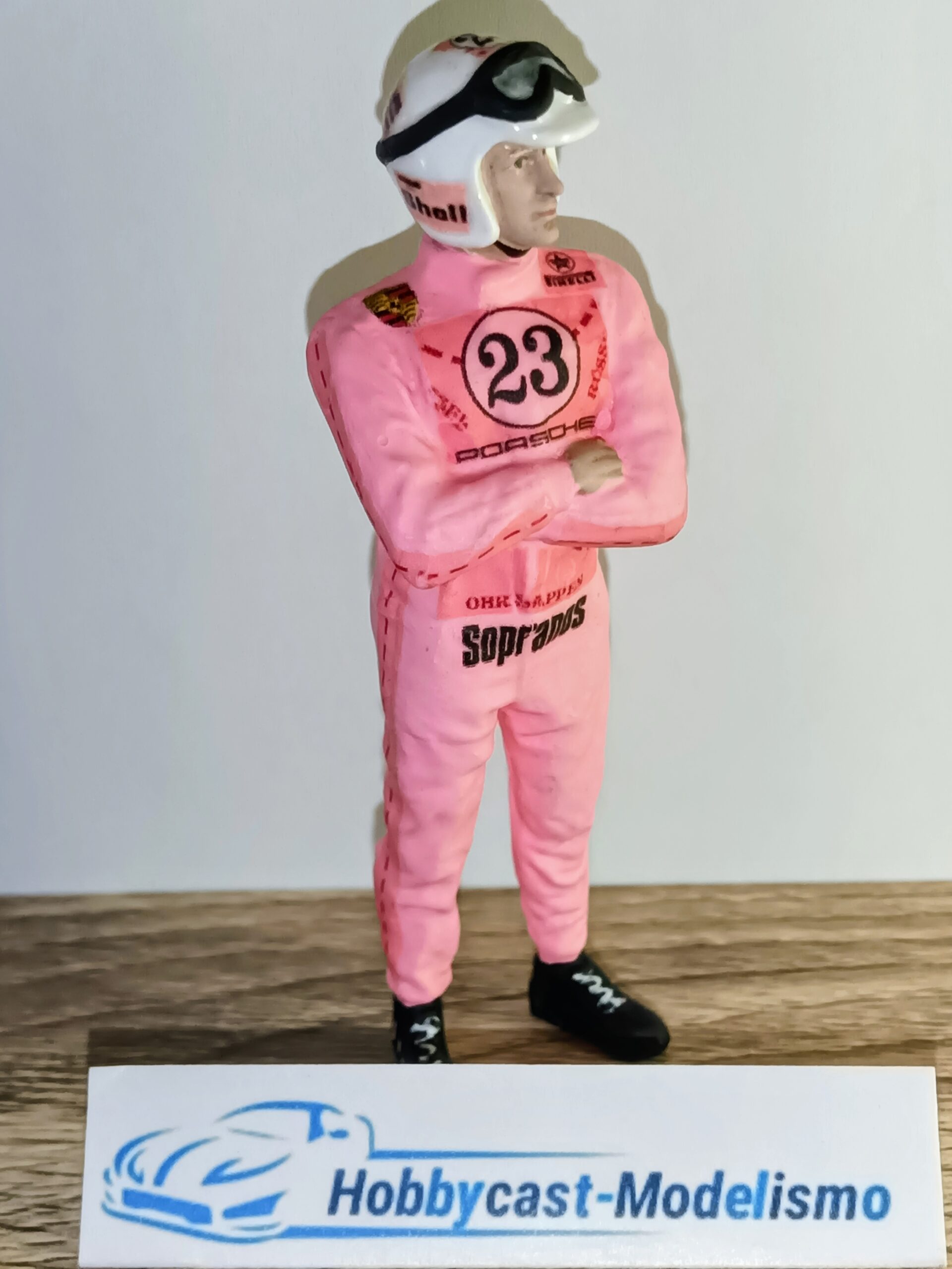 FIGURA PILOTO PARA PORSCHE SOPRANOS #23 AMERICAN DIORAMA AD76349-SOPRANOS 1:18 - Imagen 2