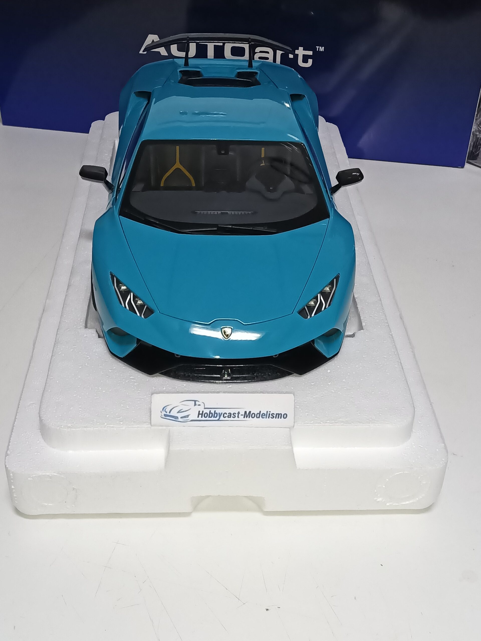 1/12 LAMBORGHINI HURACAN PERFORMANTE Blue Glauco 2017 AUTOART 12077 1:12 - Imagen 8