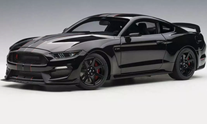 FORD MUSTANG SHELBY GT-350R 2019 SHADOW BLACK / BLACK STRIPES AUTOART 72934 1:18