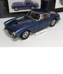 1:12 FERRARI 250 GT SWB PASSO CORTO BLUE METALIC 1961 KK-SCALE KKDC120293 1/12