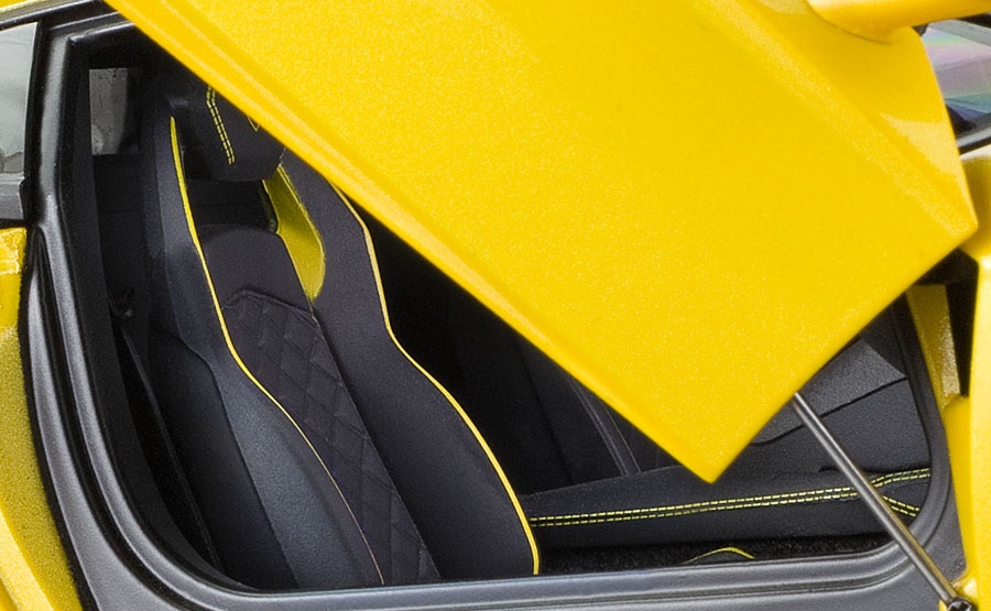 LAMBORGHINI AVENTADOR S ( NEW GIALLO ORION/PEAR YELLOW AUTOART 79132 1:18 - Imagen 14