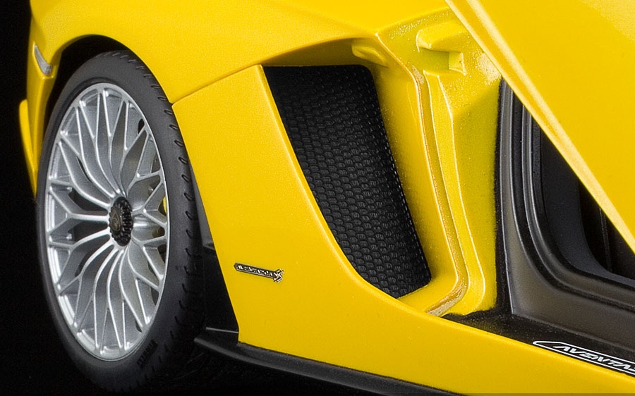 LAMBORGHINI AVENTADOR S ( NEW GIALLO ORION/PEAR YELLOW AUTOART 79132 1:18 - Imagen 20