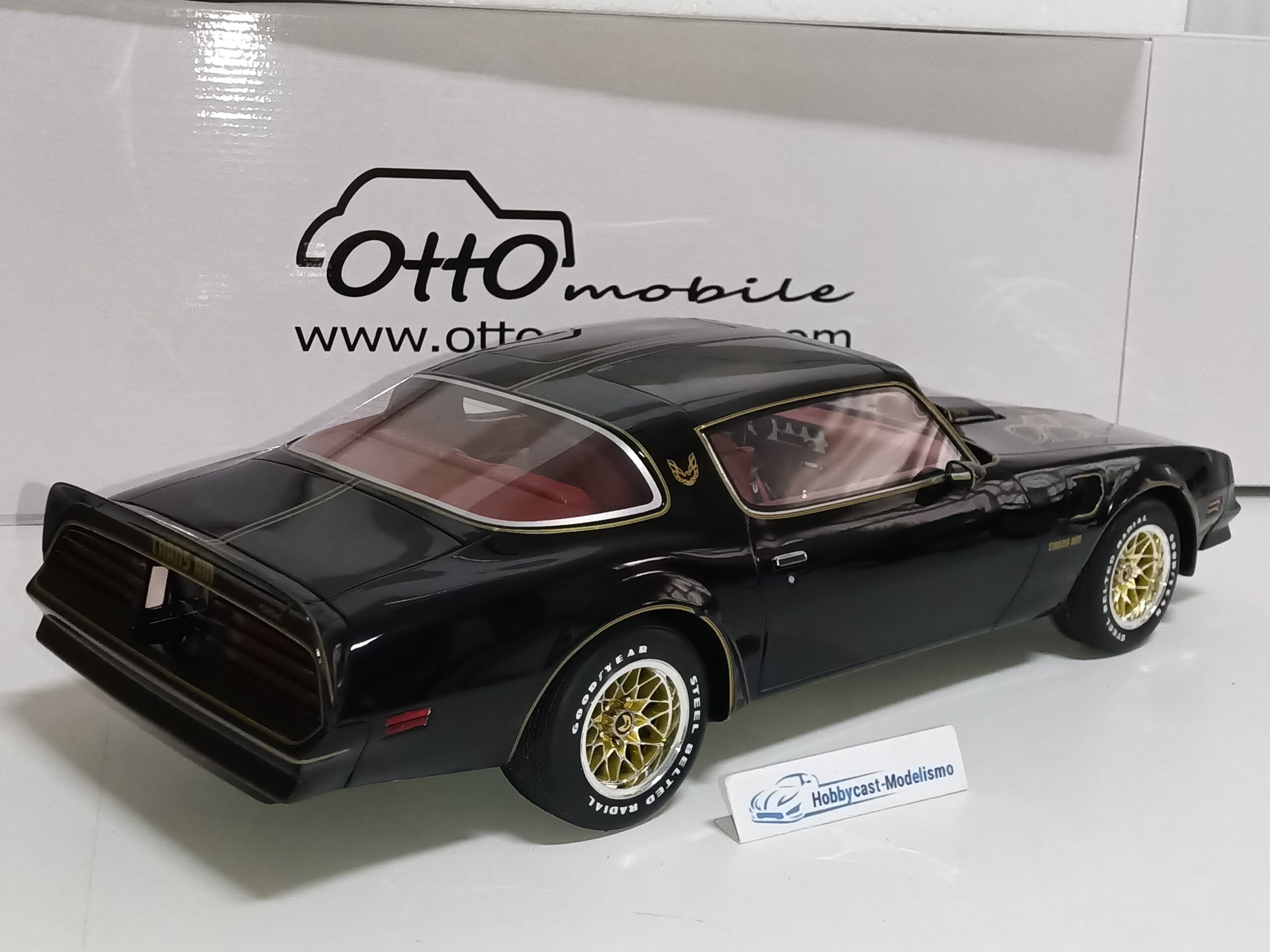 1/12 PONTIAC FIREBIRD TRANS Am 1977 OTTO-MOBILE 1:12 G098 LIMITED EDITION 2000 Pcs - Imagen 11