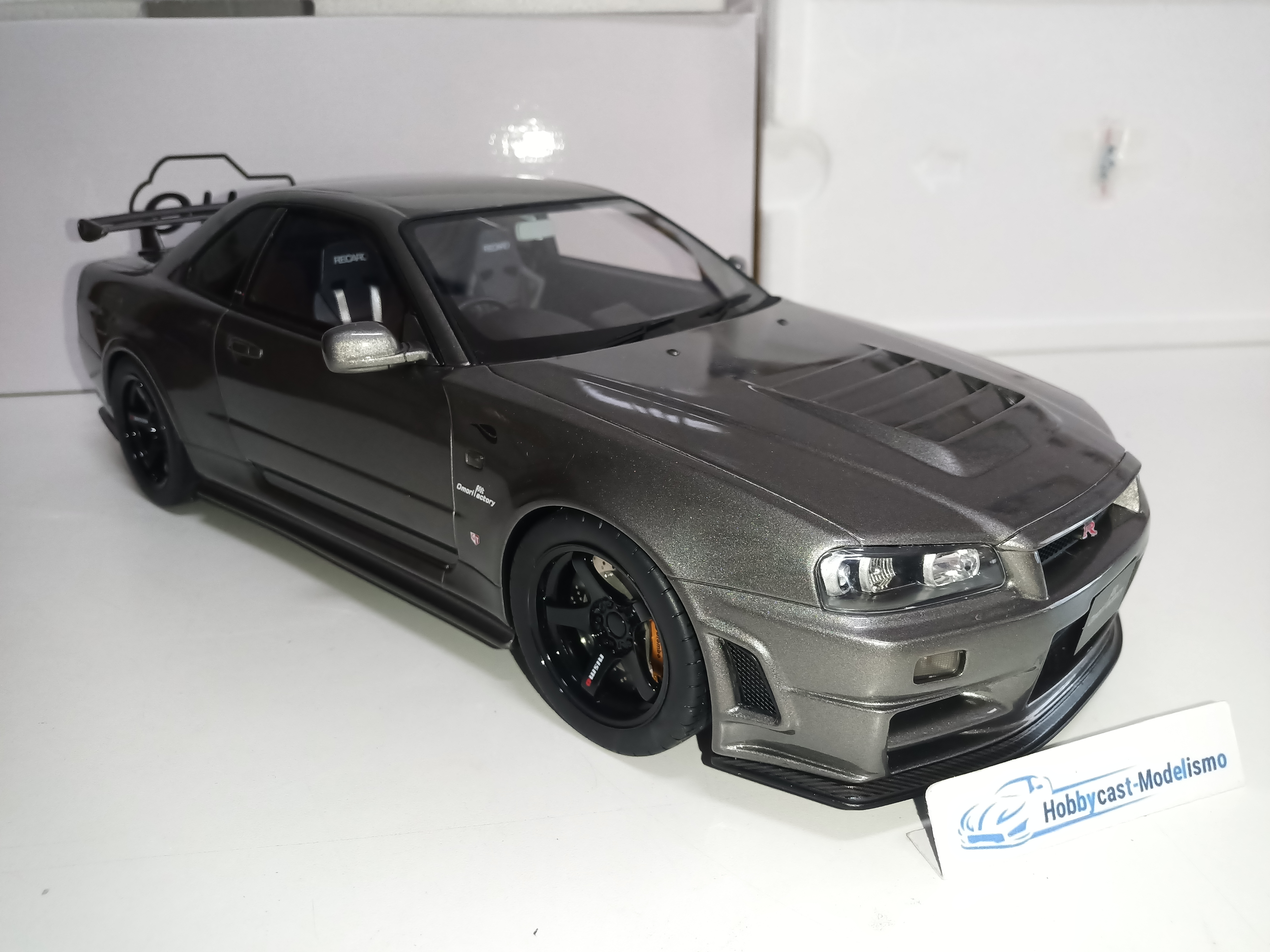 1/12 Nissan Skyline GT-R (NISMO BNR34 CRS Versión) Gun Metal 2005 G103 OTTO-MOBILE 1:12 LIMITED EDITION 999 PCS - Imagen 11