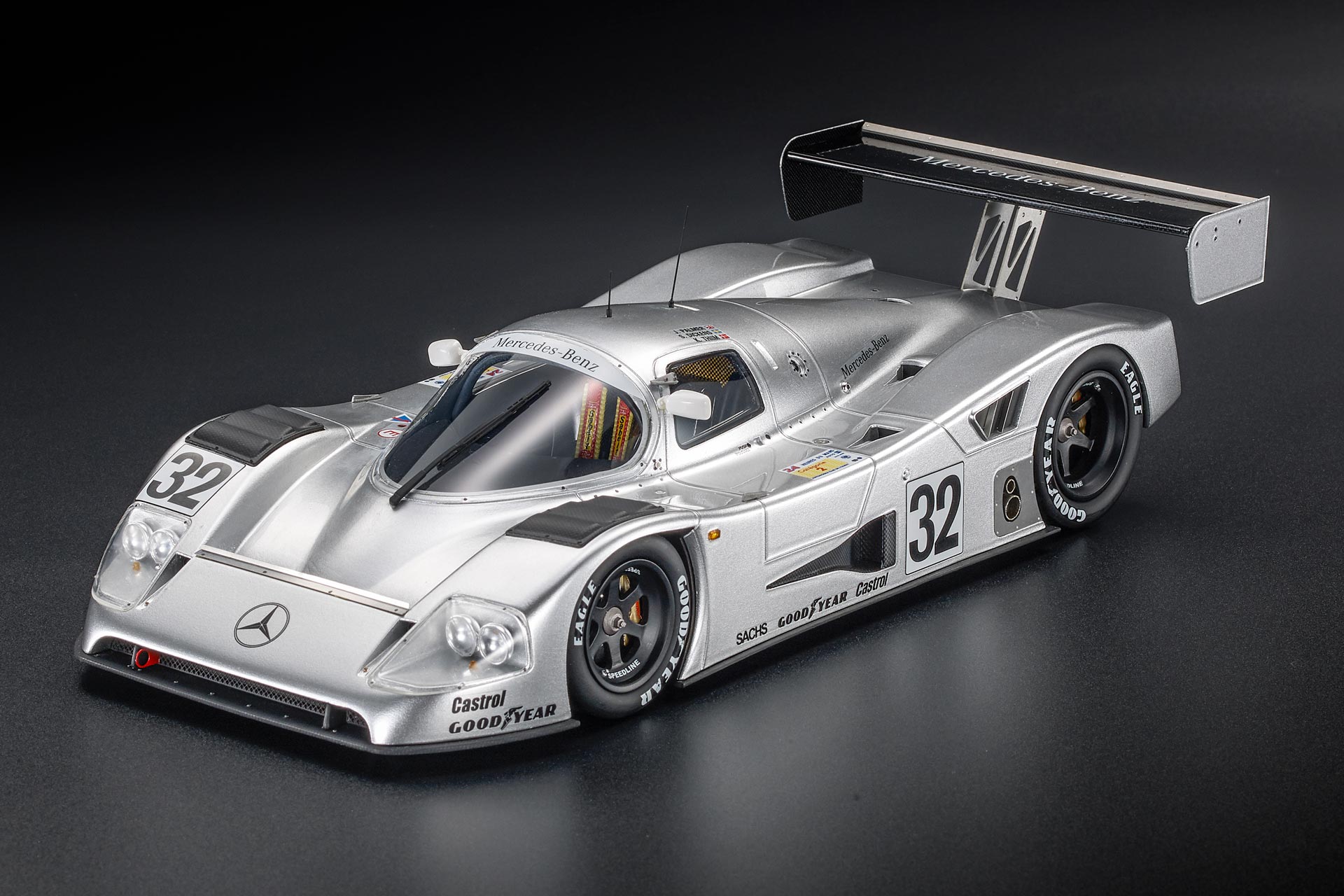 Mercedes Benz C11 C291 Team Sauber #32 J. Palmer / S. Dickens / K. Thii 24h Le Mans 1991 TOP MARQUES TOP150C LIMITED EDITION 500 PCS 1:18 - Imagen 3