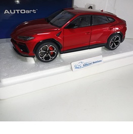 Lamborghini Urus Rosso Efesto/Pearl Red 79170 AUTOART  1:18